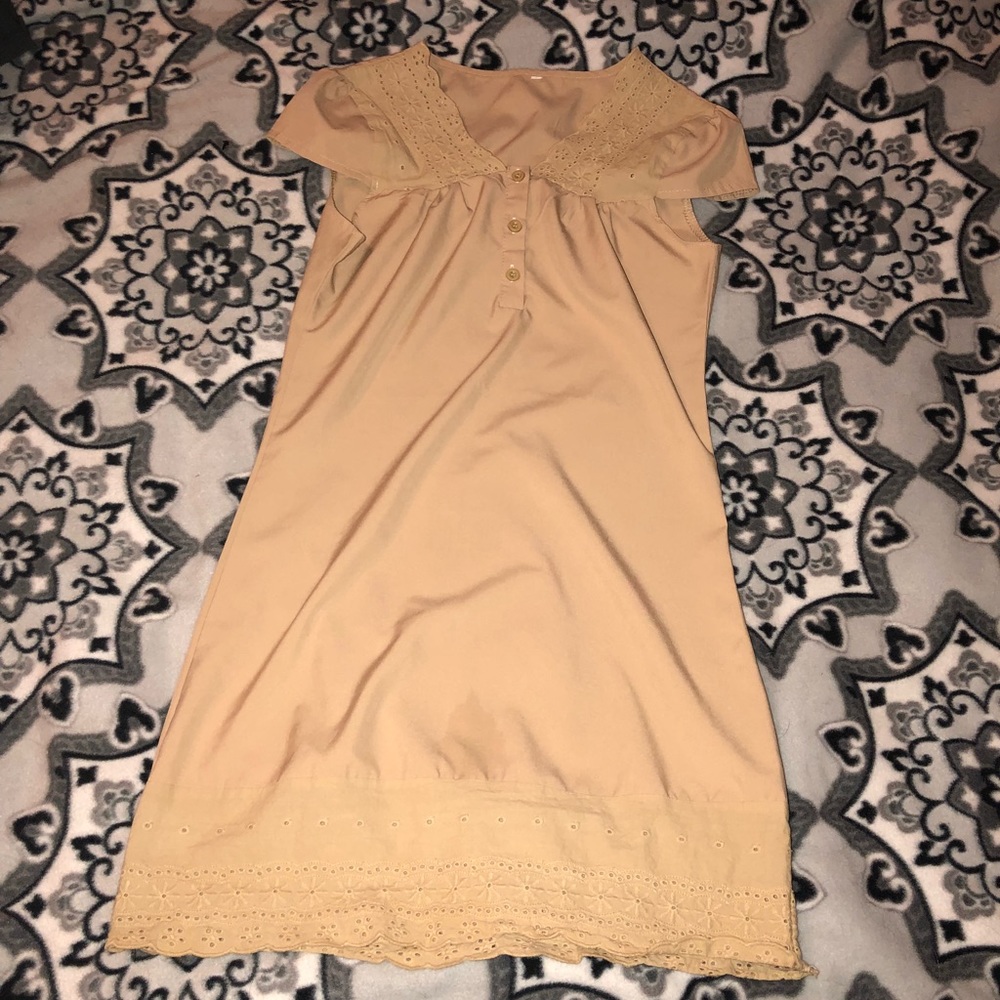 Light weight dress